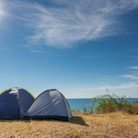 Steller Hostel & Camping Одеса Екстериор снимка