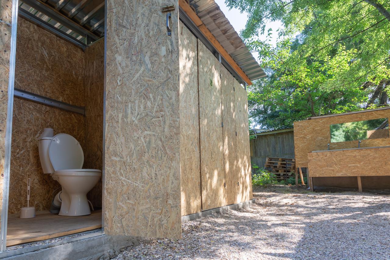 Steller Hostel & Camping Одеса Екстериор снимка